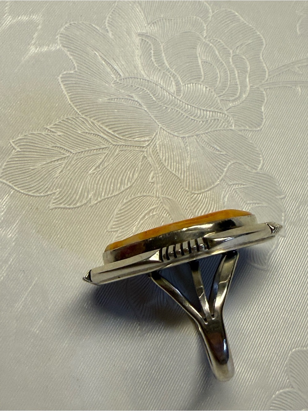 Size 8 Sterling Silver Spiny Oyster Ring - Picture 3 of 4